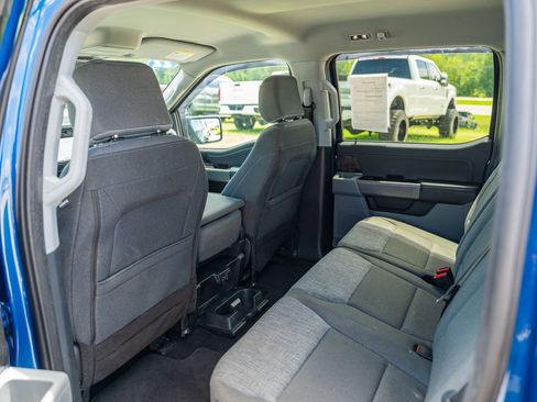 Certified 2022 Ford F150 XLT w/ Equipment Group 301A Mid image 20