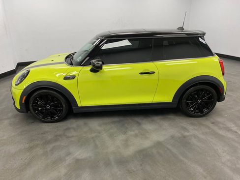 Used 2023 MINI Cooper S FWD image 3