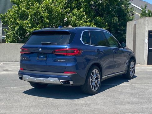 Used 2022 BMW X5 xDrive40i w/ Executive Package AWD/4WD image 2