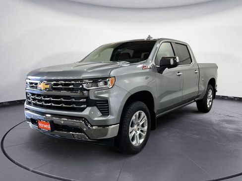 New 2026 Chevrolet Silverado 1500 LTZ w/ LTZ Premium Package AWD/4WD image 3