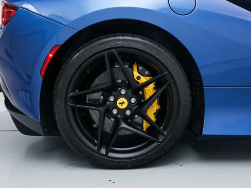 Certified 2023 Ferrari F8 Tributo RWD image 39