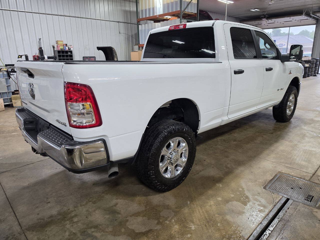 Used 2024 RAM 2500 Big Horn w/ Off Road Package AWD/4WD image 8
