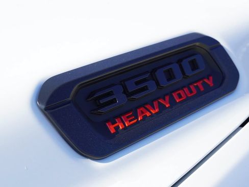New 2026 RAM 3500 Big Horn AWD/4WD image 6