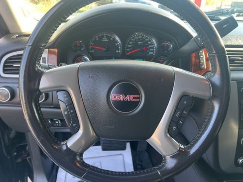 Used 2014 GMC Sierra 2500 SLT w/ SLT Convenience Package image 24