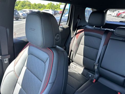 New 2026 Chevrolet Equinox RS FWD image 12