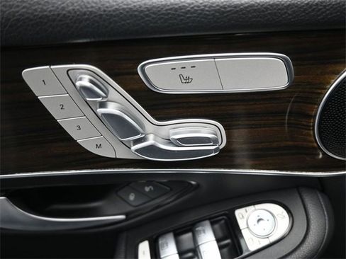 Used 2022 Mercedes-Benz GLC 300 GLC 300 image 13