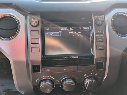 Used 2015 Toyota Tundra SR5 image 16