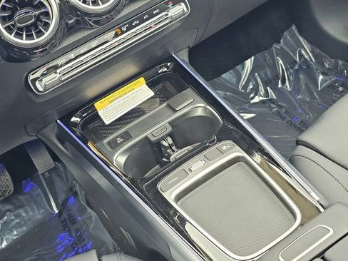 New 2026 Mercedes-Benz GLB 250 4MATIC image 30