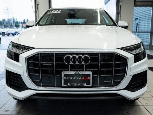 Used 2023 Audi Q8 Premium w/ Convenience Package image 2
