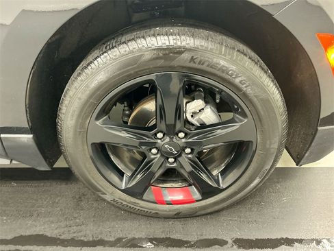 Used 2024 Chevrolet Equinox Premier image 8