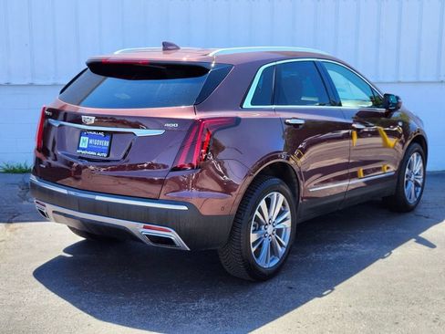 Used 2022 Cadillac XT5 Premium Luxury w/ Platinum Package AWD/4WD image 5