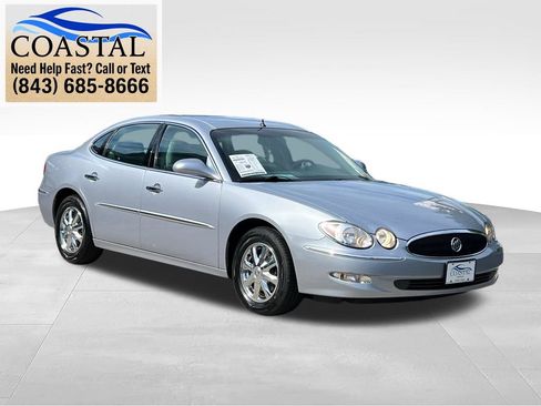 Used 2005 Buick LaCrosse CXL w/ Gold Convenience Package FWD image 4