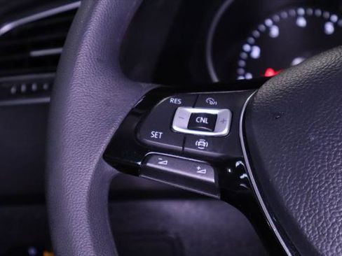 Used 2021 Volkswagen Tiguan S FWD image 17