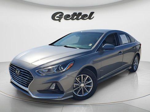 Used 2018 Hyundai Sonata SE image 1