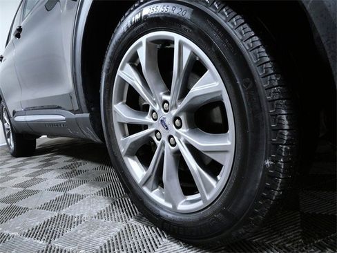 Certified 2023 Ford Explorer XLT w/ Equipment Group 202A image 2