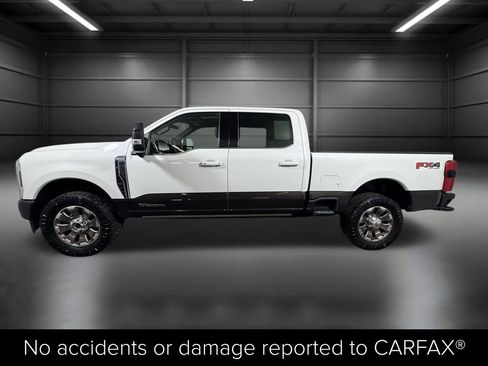 Used 2025 Ford F250 King Ranch w/ FX4 Off-Road Package AWD/4WD image 3
