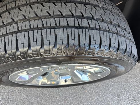 Used 2022 RAM 1500 Big Horn AWD/4WD image 42