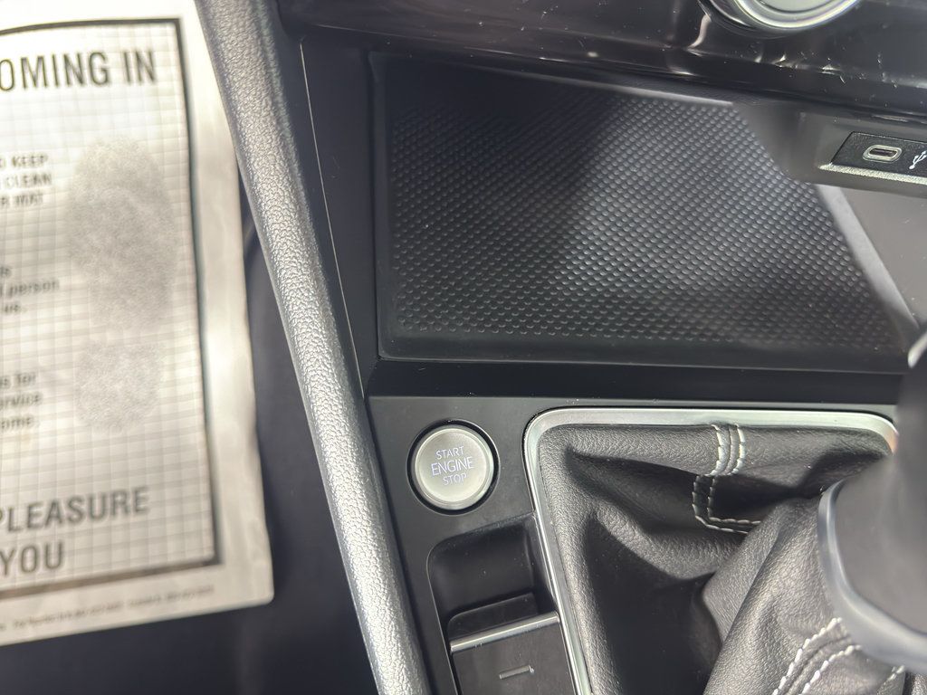 Used 2022 Volkswagen Jetta SE FWD image 18