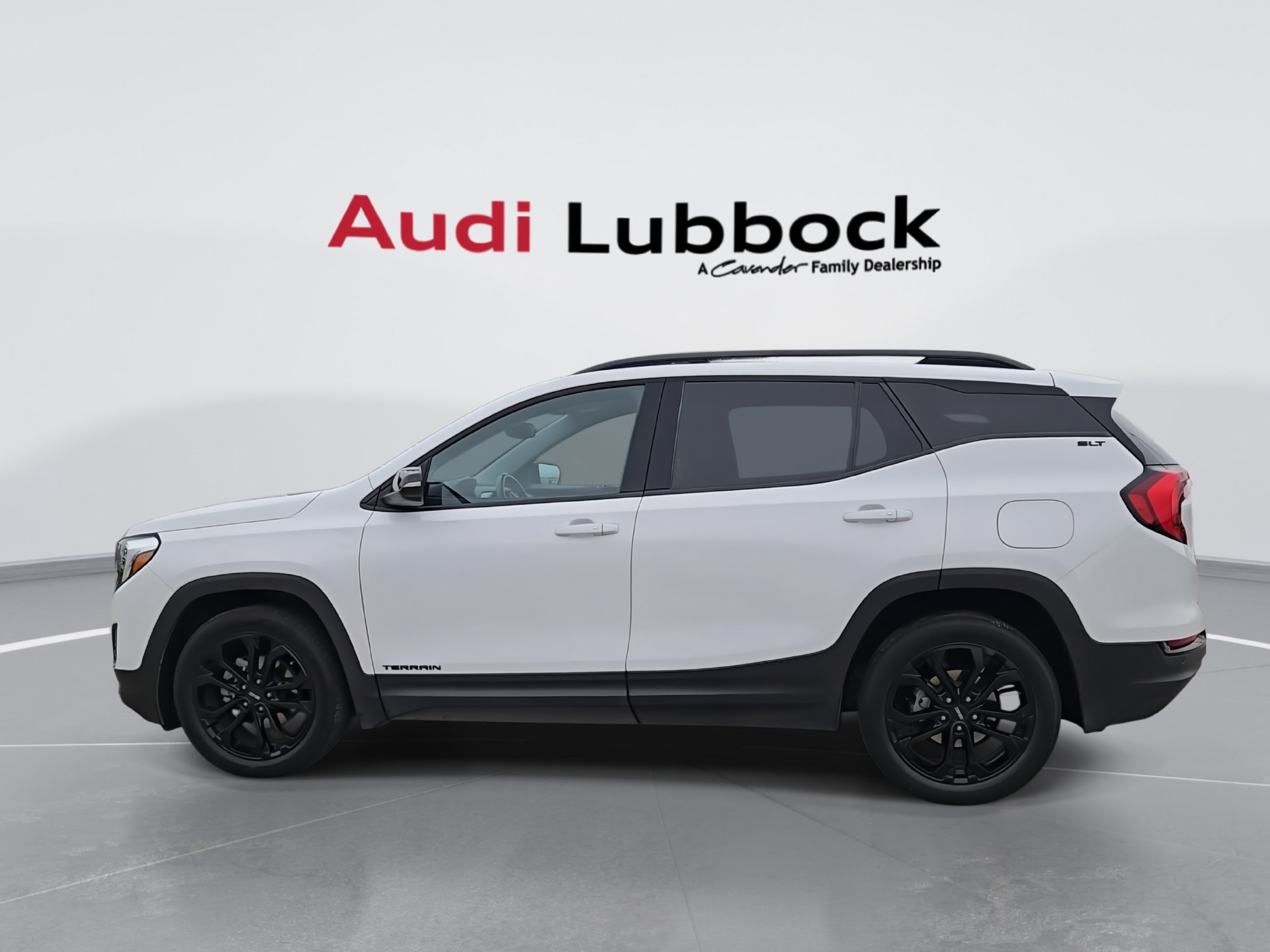 Used 2021 GMC Terrain SLT w/ Elevation Edition FWD image 6