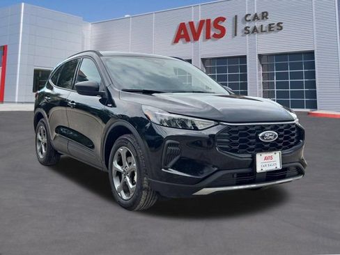Used 2025 Ford Escape ST-Line AWD/4WD image 3