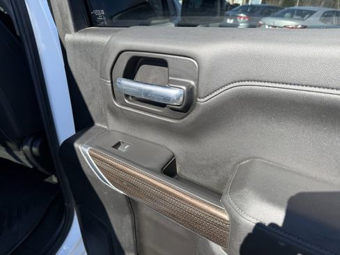 Used 2020 Chevrolet Silverado 1500 LT Trail Boss image 34