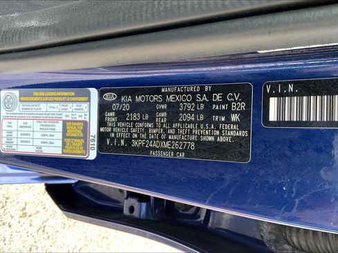 Used 2021 Kia Forte LXS FWD image 29