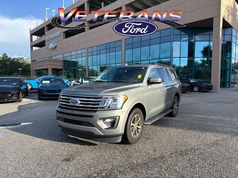 Used 2019 Ford Expedition XLT w/ Equipment Group 202A RWD image 1