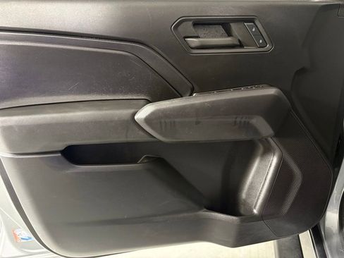 Used 2023 Chevrolet Colorado Trail Boss w/ Technology Package AWD/4WD image 18