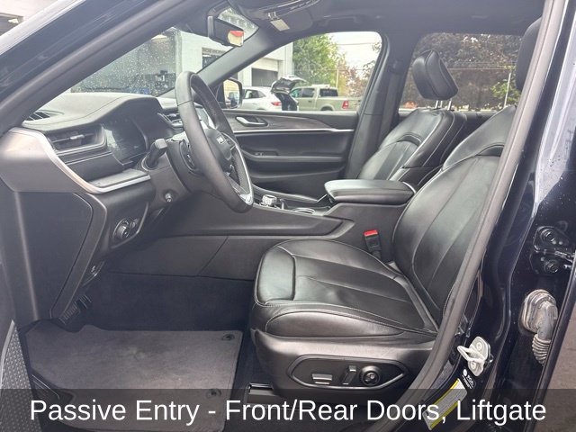 Used 2024 Jeep Grand Cherokee L Limited w/ Luxury Tech Group II AWD/4WD image 20