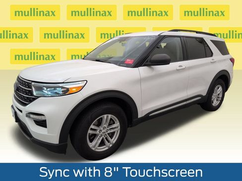 Used 2020 Ford Explorer XLT w/ Equipment Group 202A AWD/4WD image 11
