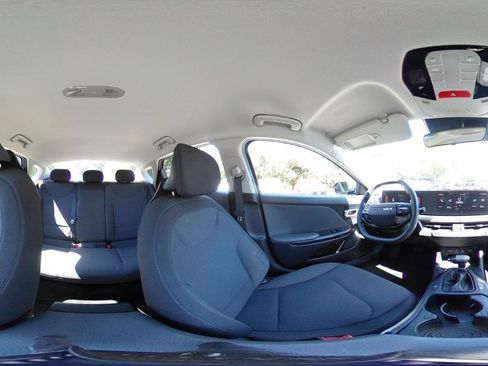 Used 2025 Kia K4 FWD image 41