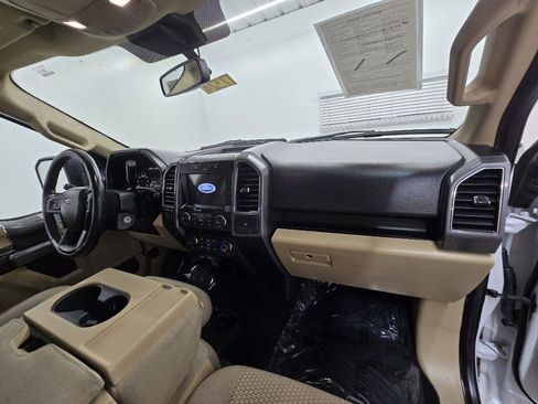 Used 2019 Ford F150 XLT w/ Equipment Group 302A Luxury AWD/4WD image 21
