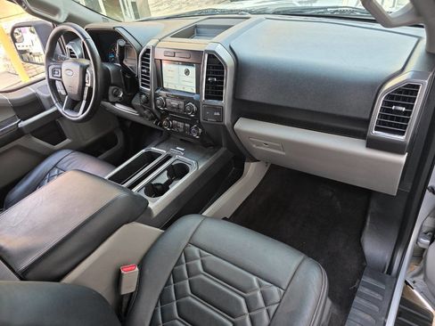 Used 2016 Ford F150 XLT w/ Equipment Group 302A Luxury image 25