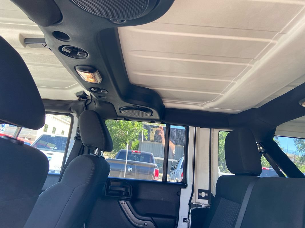 Used 2012 Jeep Wrangler Unlimited Sport AWD/4WD image 20