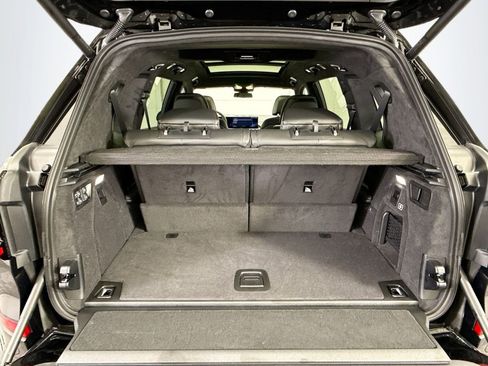New 2026 BMW X7 M60i image 27