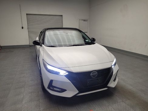 Used 2021 Nissan Sentra SR FWD image 14