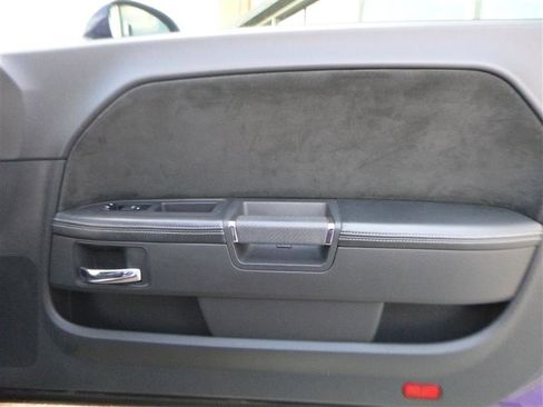 Used 2010 Dodge Challenger SRT8 w/ SRT Option Group II RWD image 16
