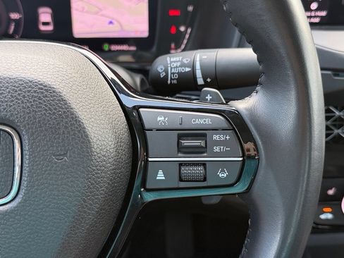 Used 2023 Honda Accord Touring image 23