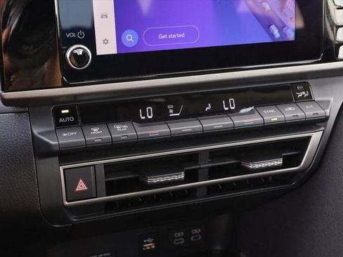 Certified 2025 Toyota Camry LE image 17