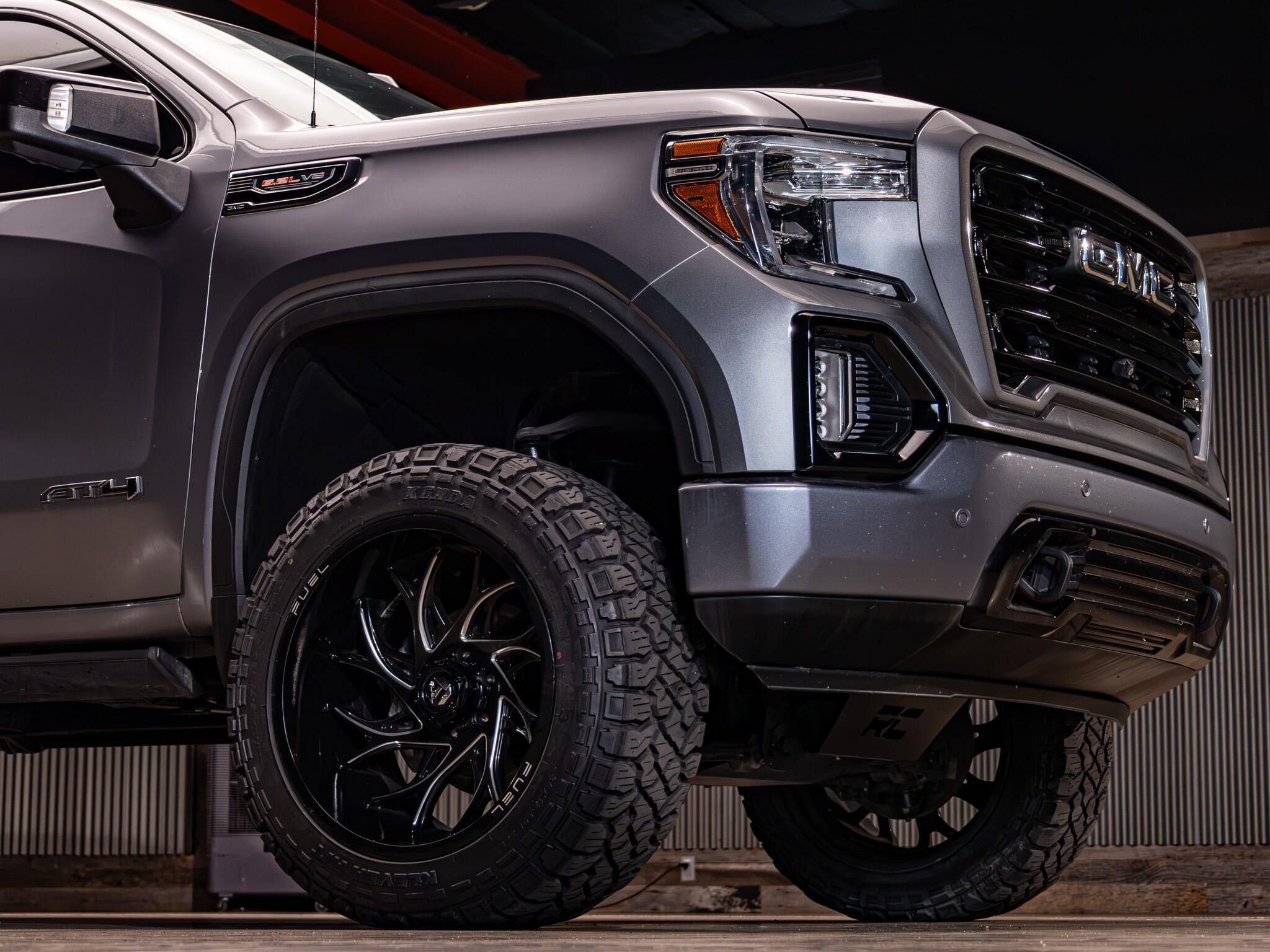 Used 2020 GMC Sierra 1500 AT4 w/ AT4 Premium Package AWD/4WD image 15