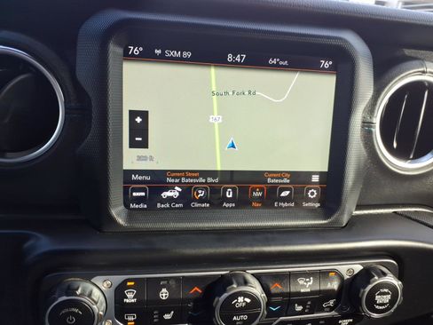 Used 2021 Jeep Wrangler Unlimited Rubicon 4xe w/ Dual Top Group image 14