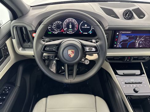 New 2026 Porsche Cayenne S image 16