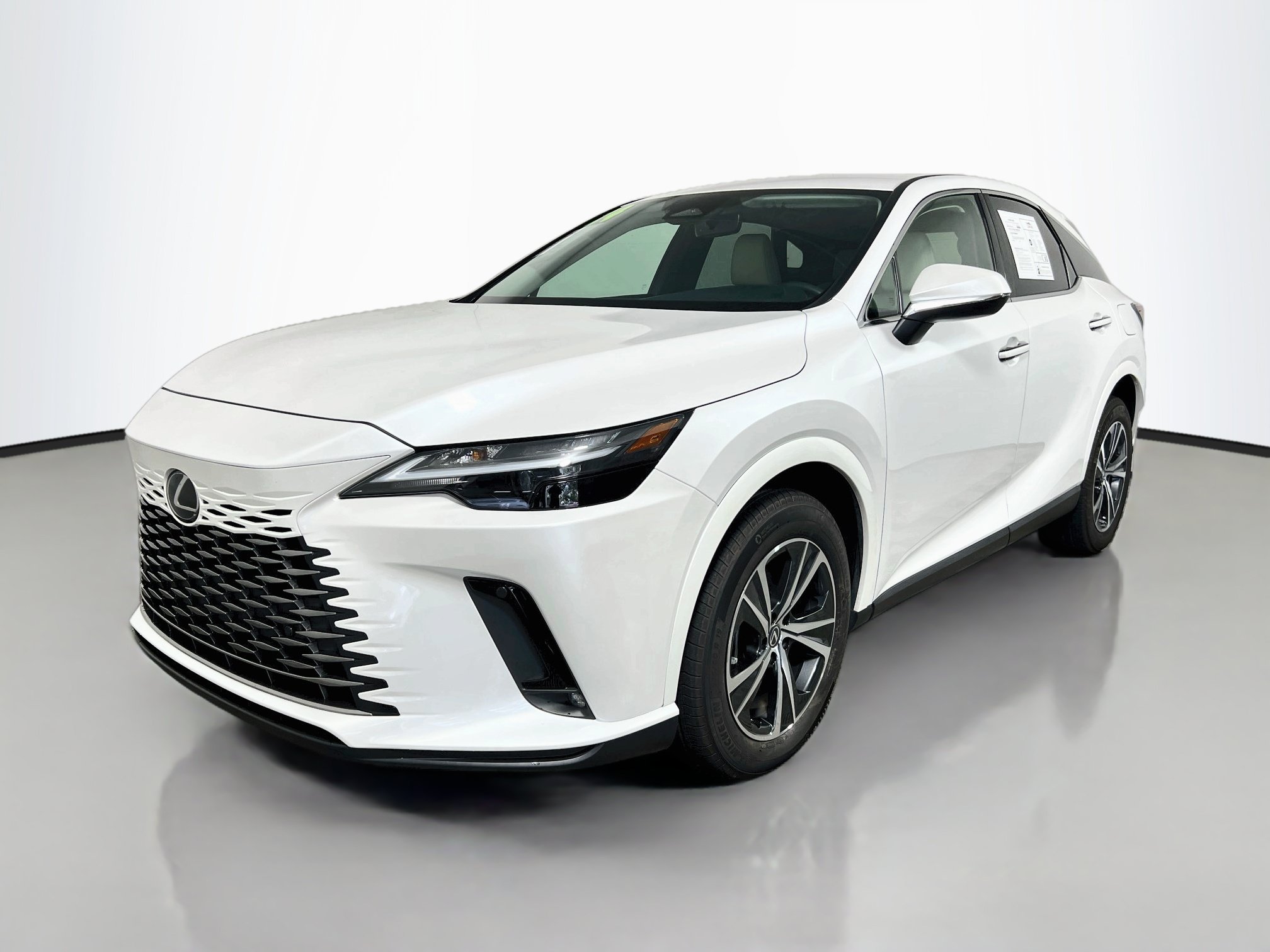 Used 2024 Lexus RX 350 FWD w/ Technology Package image 10
