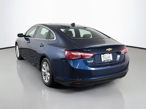 Used 2021 Chevrolet Malibu LT FWD image 5