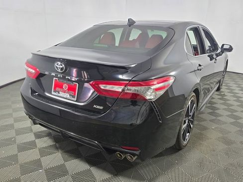 Used 2019 Toyota Camry XSE image 11