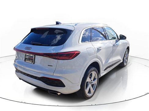 New 2025 Audi Q5 Premium Plus image 4