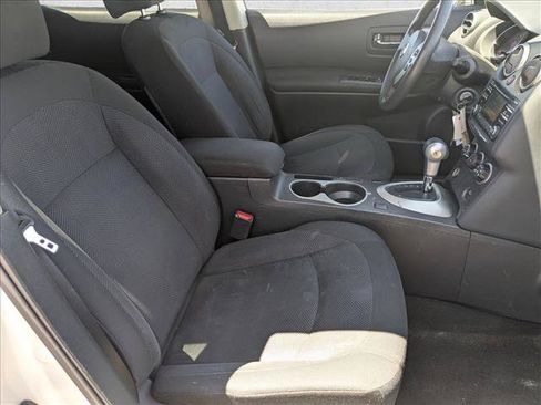 Used 2015 Nissan Rogue S w/ Convenience Package FWD image 19