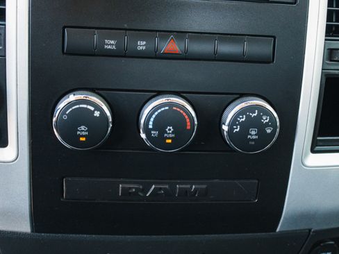 Used 2009 Dodge Ram 1500 Truck SLT AWD/4WD image 16