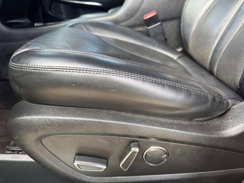 Used 2015 Lincoln MKC FWD w/ Equipment Group 101A Select image 16