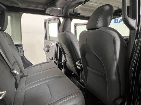 Used 2024 Jeep Wrangler Unlimited AWD/4WD image 13